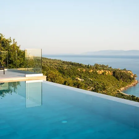 Le Grand Bleu Vila Lourdata (Kefalonia)
